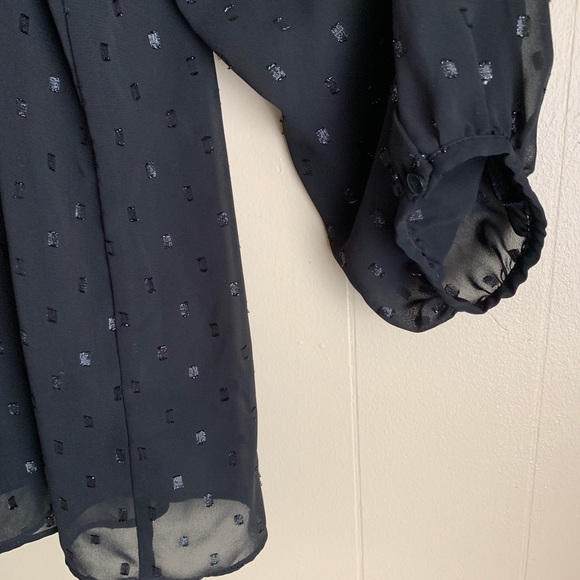 Long sleeves cut out shoulders old navy blouse xl - Picture 3 of 5